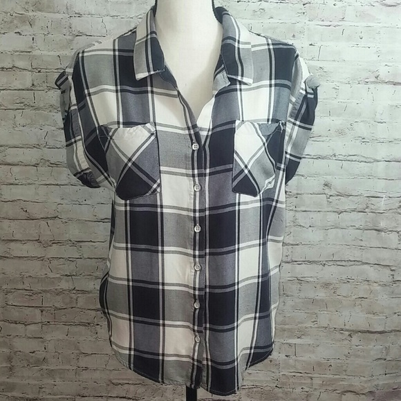 Jachs Girlfriend Tops - Jachs Girlfriend Quinn Cap Sleeve Plaid Shirt